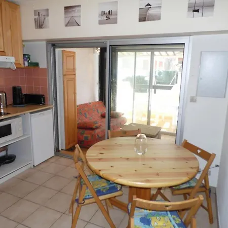 2p Climatise En Rdc Avec Parking - Fr-1-326-538 Apartment *
