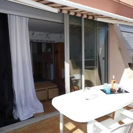 2p Climatise En Rdc Avec Parking - Fr-1-326-538 * Marseillan (Herault)